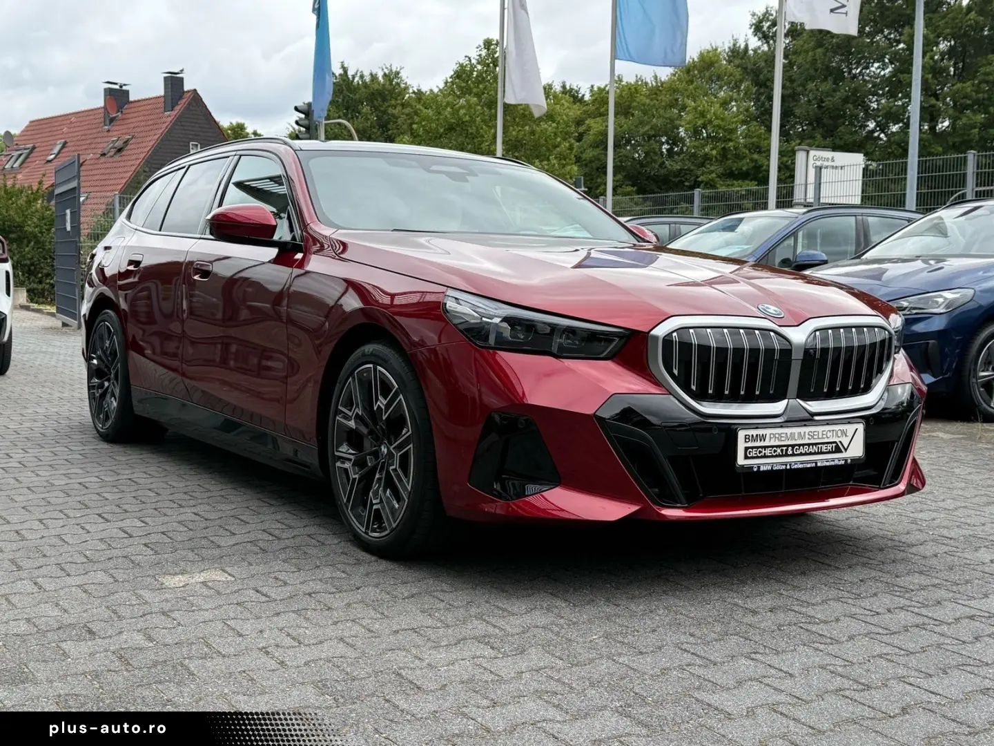 BMW 550e xDrive Touring M Sport   Stop&Go B&W Pano