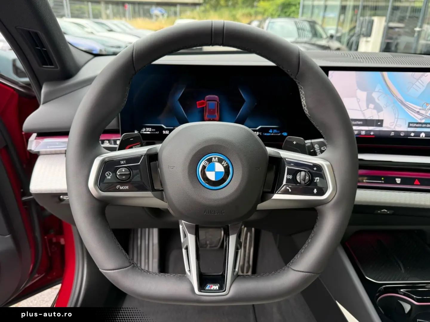 BMW 550e xDrive Touring M Sport   Stop&Go B&W Pano