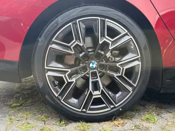 BMW 550e xDrive Touring M Sport   Stop&Go B&W Pano