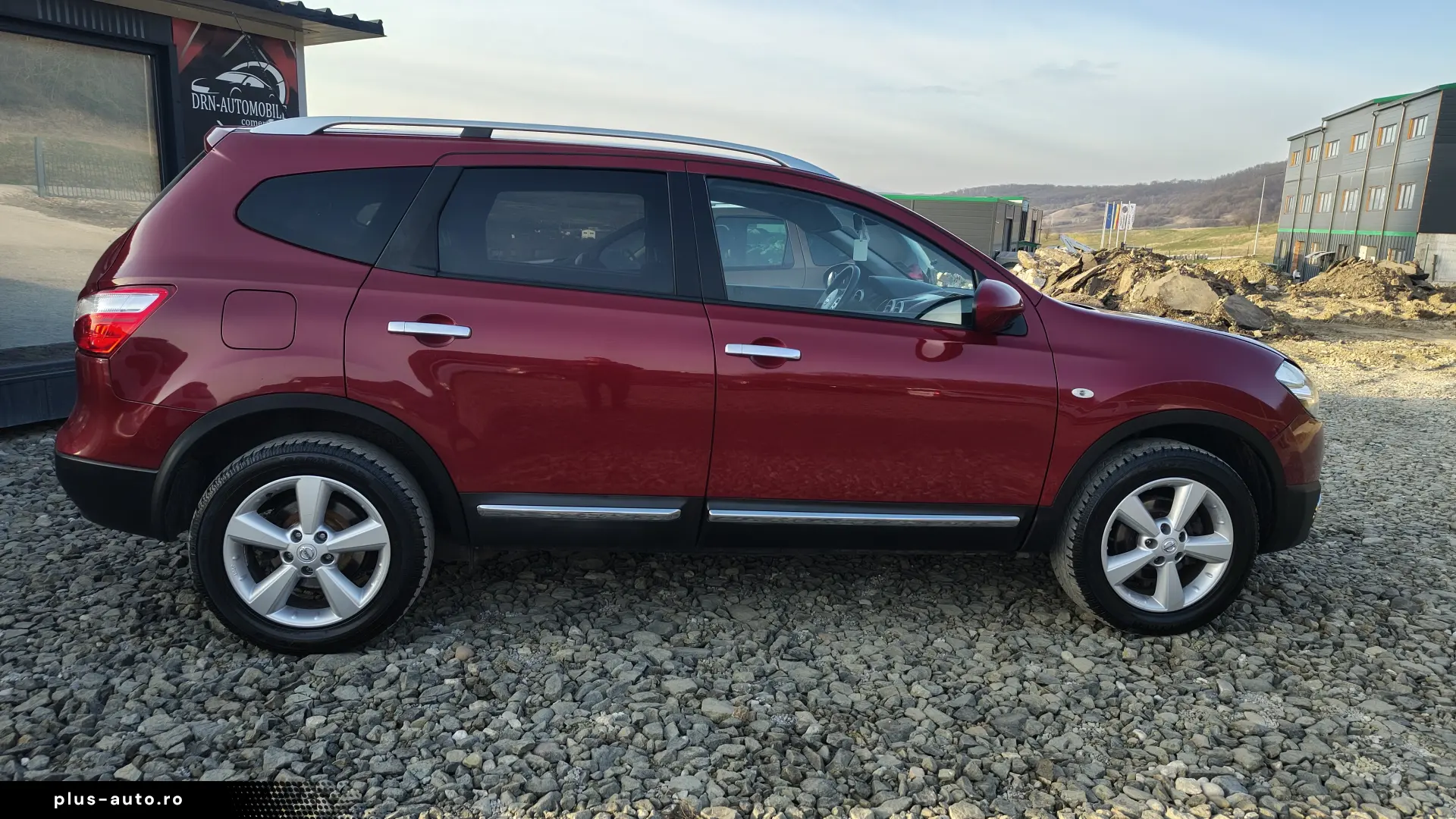 Nissan Qashqai 2 7 Locuri