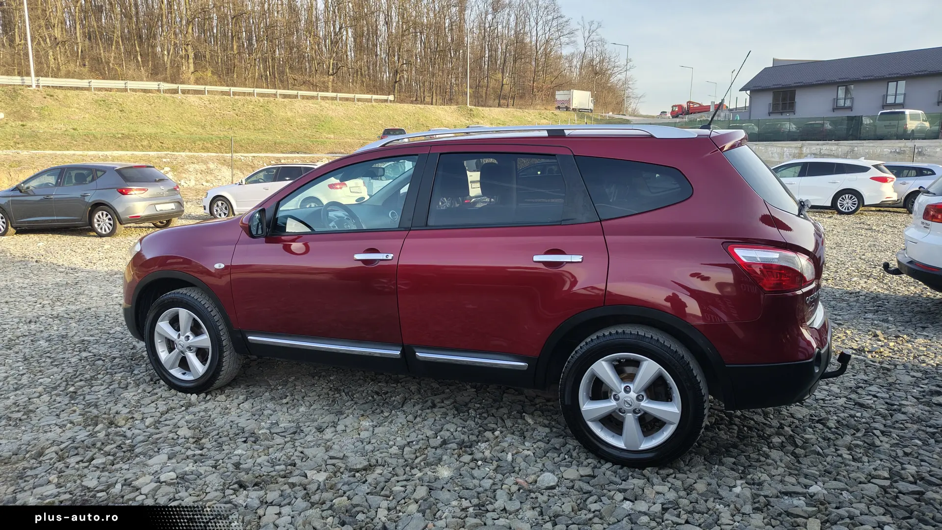 Nissan Qashqai 2 7 Locuri