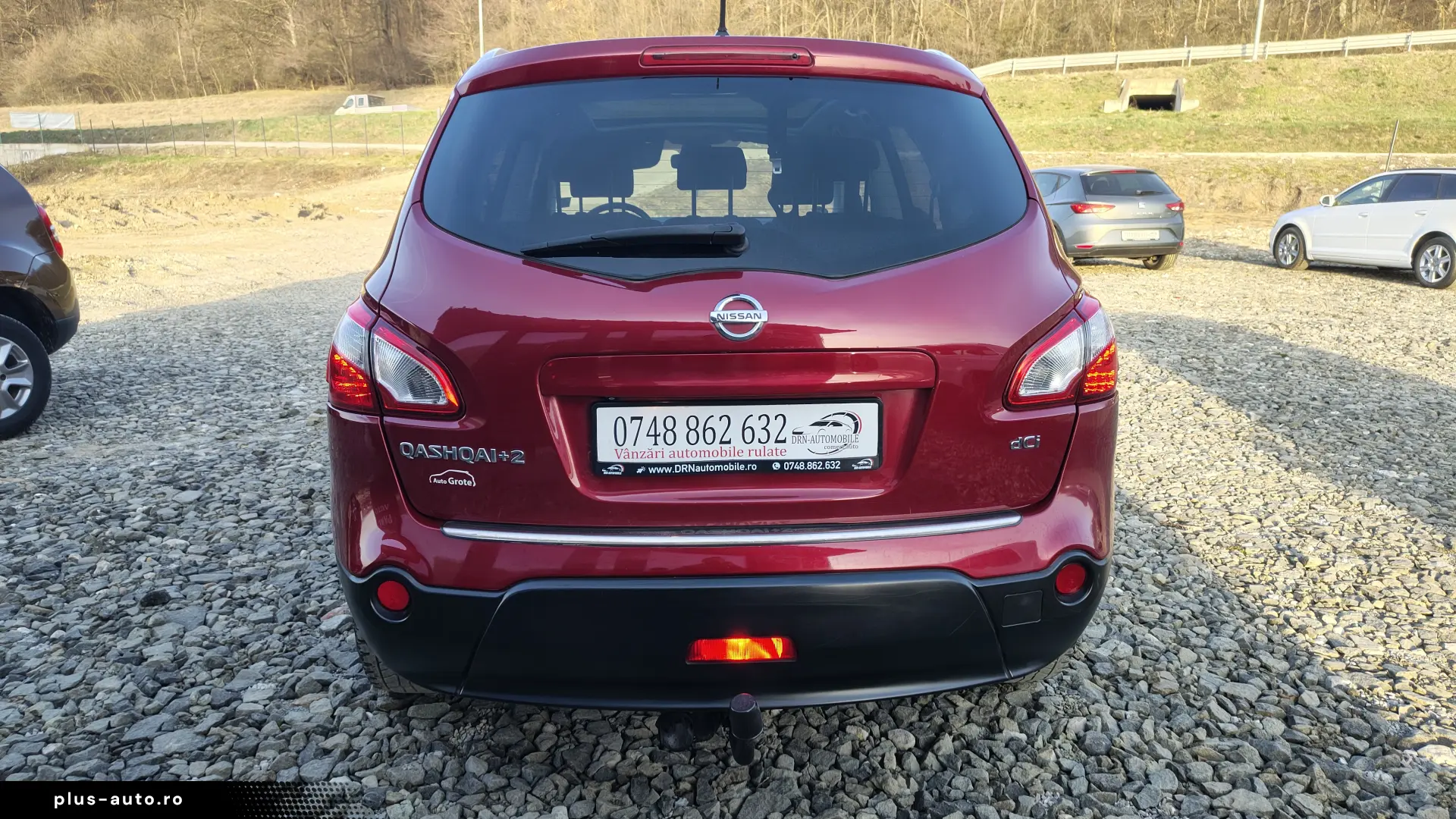 Nissan Qashqai 2 7 Locuri
