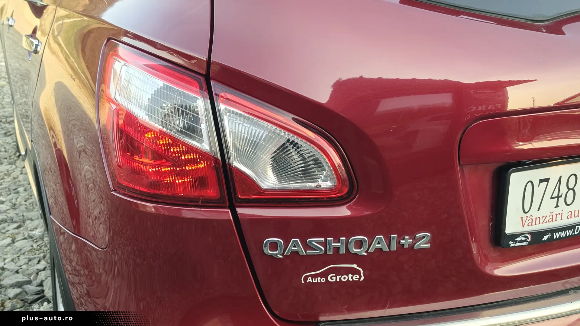 Nissan Qashqai 2 7 Locuri