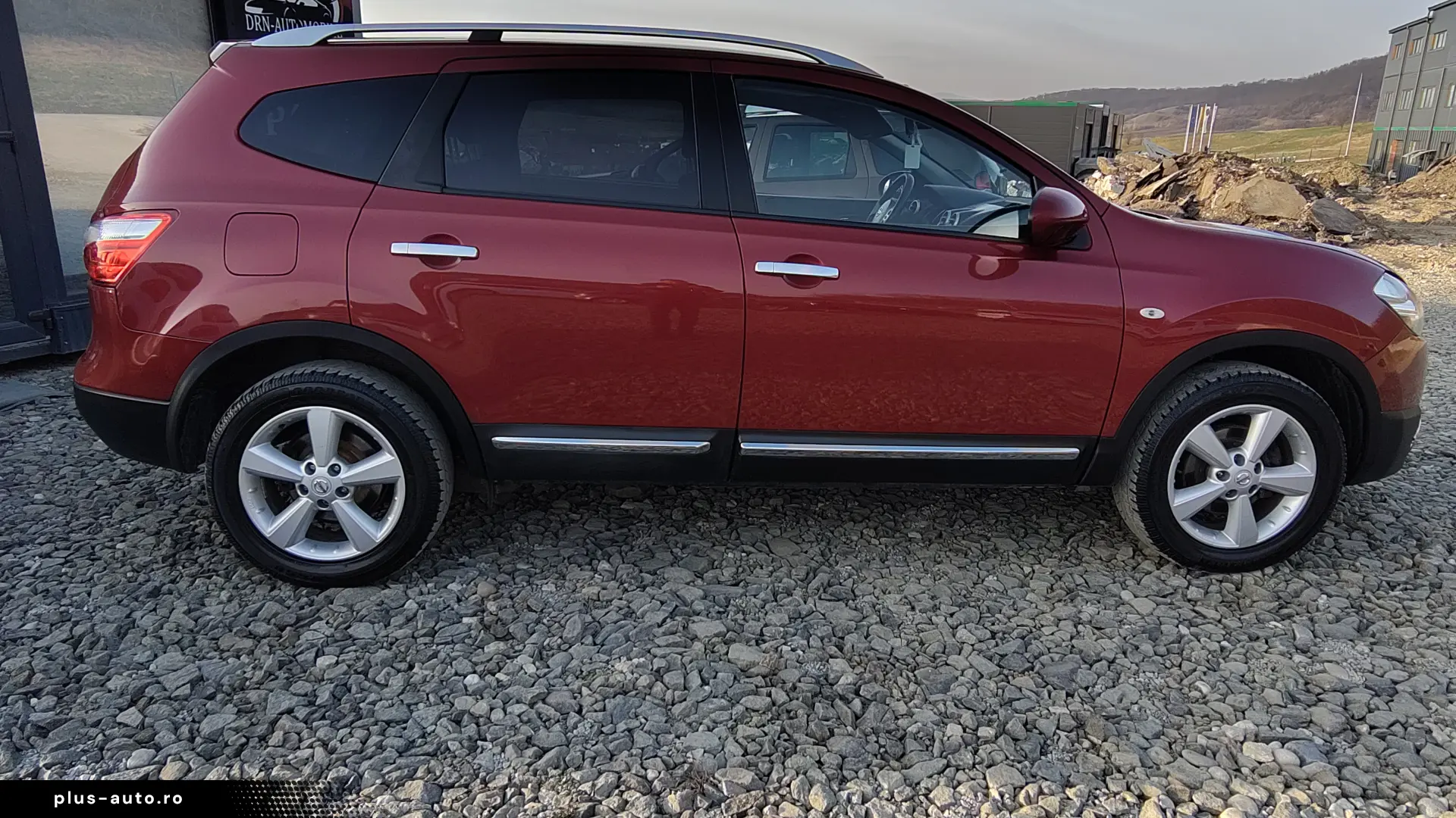 Nissan Qashqai 2 7 Locuri