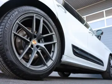 Porsche Macan T AWD ACC BOSE 360 4xSHZ Air Suspension R20