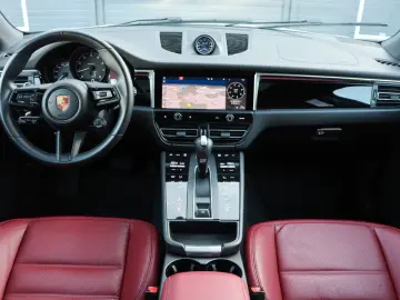 Porsche Macan T AWD ACC BOSE 360 4xSHZ Air Suspension R20