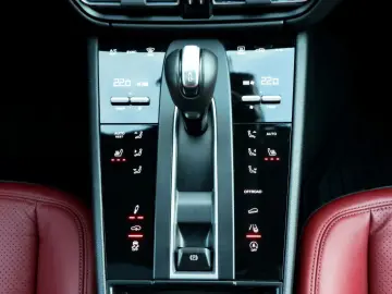 Porsche Macan T AWD ACC BOSE 360 4xSHZ Air Suspension R20