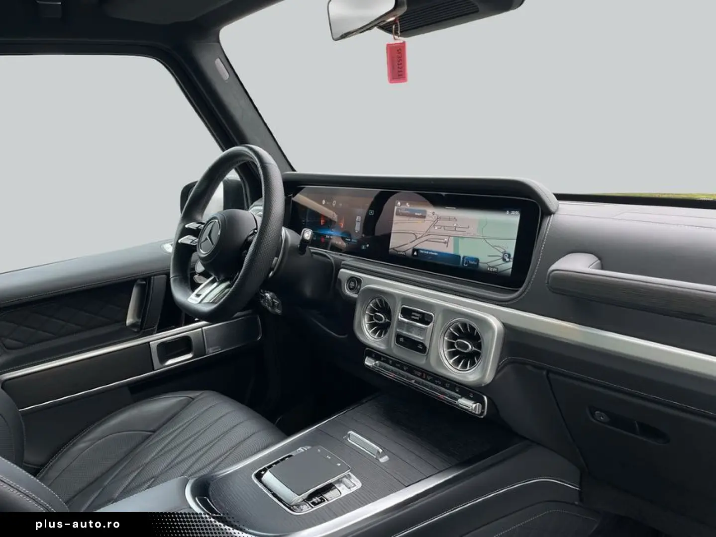 MERCEDES-BENZ G 63 AMG   Smaragdgrün