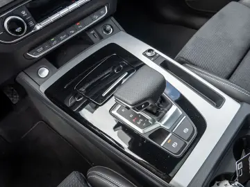 AUDI Q5 55 TFSI e quattro S line PANO MATRIX-LED 360