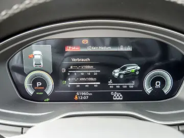 AUDI Q5 55 TFSI e quattro S line PANO MATRIX-LED 360