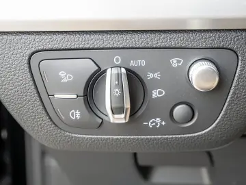 AUDI Q5 55 TFSI e quattro S line PANO MATRIX-LED 360