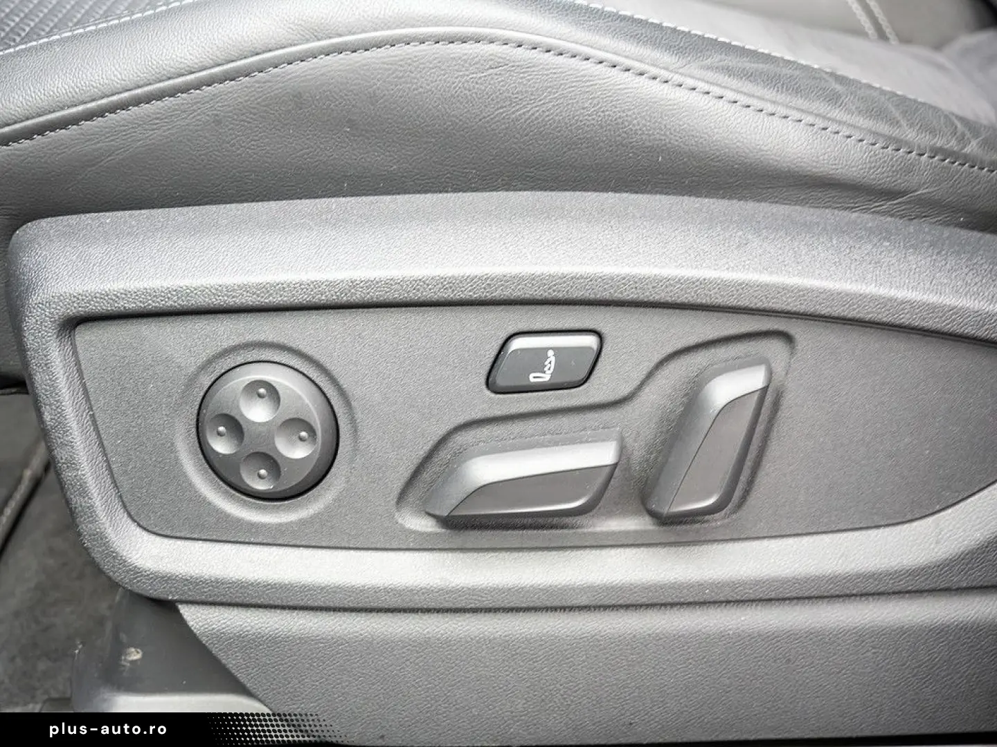 AUDI Q5 55 TFSI e quattro S line PANO MATRIX-LED 360