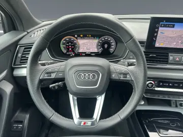 AUDI Q5 55 TFSI e qu S line MATRIX AHK PANO 360  ACC