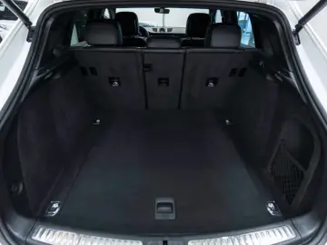 Porsche Macan 2.0L ACC BOSE PANO PDLS KAM LED CARPLAY