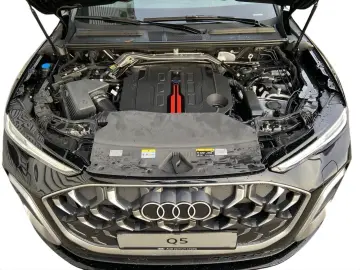 AUDI SQ5 SUV TFSI OLED Techpro Pano Sportsitze 21Zoll