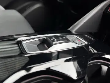 AUDI SQ5 edition one Luft Pano 21 AHK B&O Matrix