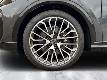 AUDI SQ5 edition one Luft Pano 21 AHK B&O Matrix