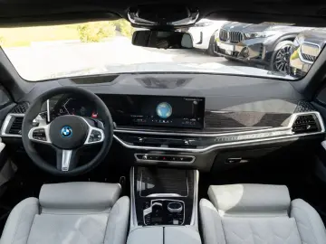 BMW X5 50e M SPORT
