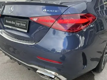 Mercedes-Benz C 300 e 4Matic