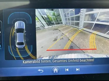 Mercedes-Benz C 300 e 4Matic