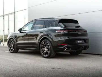 PORSCHE Cayenne E-Hybrid SoftClose HDMatrix 360