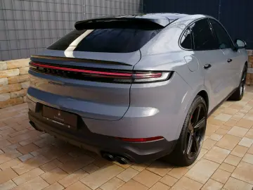PORSCHE Cayenne Coupe S E-Hybrid P-Display Full SPEC !