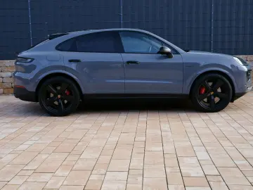 PORSCHE Cayenne Coupe S E-Hybrid