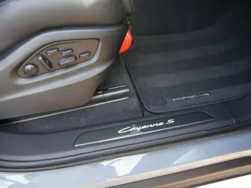 PORSCHE Cayenne Coupe S E-Hybrid
