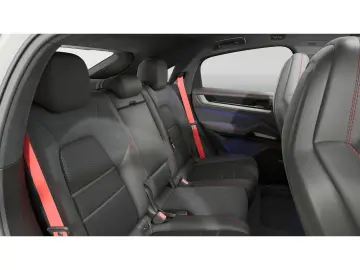 PORSCHE Cayenne GTS Coupe