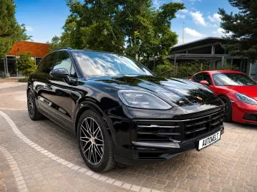 PORSCHE Cayenne Pano 360  Chrono SportAbgas Luft AHK ACC