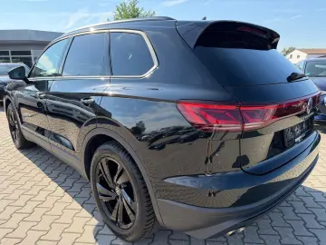 VW Touareg 3.0TDI 4Mot R-Line Leder
