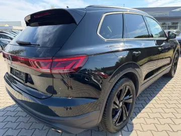 VW Touareg 3.0TDI 4Mot R-Line Leder