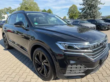 VW Touareg 3.0TDI 4Mot R-Line Leder