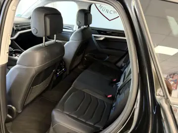 VW Touareg 3.0 TDI 170 kW 4Motion Headup