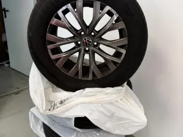 VW Touareg 3.0 TDI 170 kW 4Motion Headup