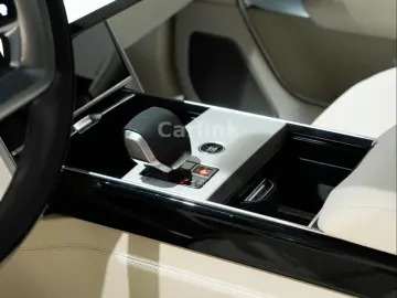 Land Rover Range Rover P460e Autobiography - MY2026 - PHEV