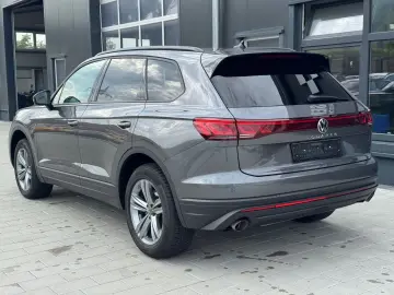 VW Touareg 3.0 TDI 4Motion Virtual AHK 1Hand Leder