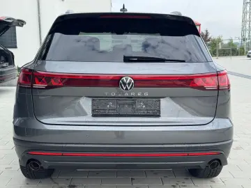 VW Touareg 3.0 TDI 4Motion Virtual AHK 1Hand Leder