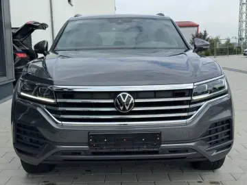 VW Touareg 3.0 TDI 4Motion Virtual AHK 1Hand Leder