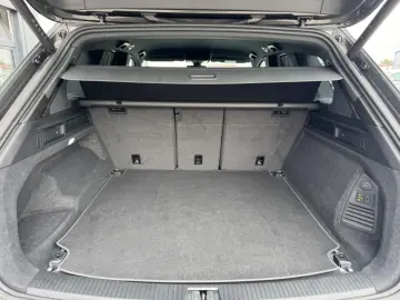 VW Touareg 3.0 TDI 4Motion Virtual AHK 1Hand Leder