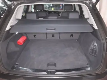VW Touareg Elegance 3.0TDI