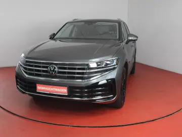 VW Touareg Elegance 3.0TDI