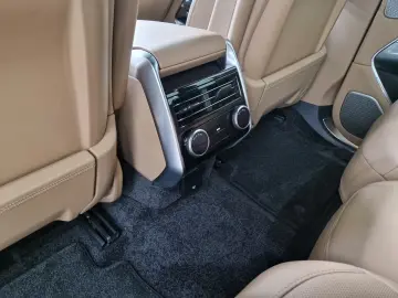 Land Rover Range Rover SWB D350 Autobiography