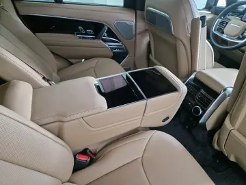 Land Rover Range Rover SWB D350 Autobiography