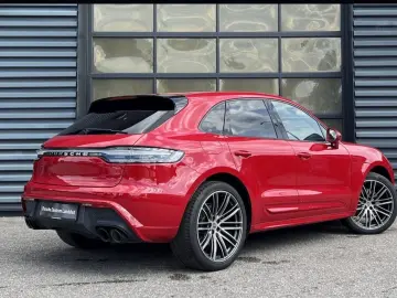 Porsche Macan   Air suspension   Sports exhaust system   AHK