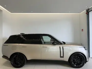 Land Rover Range Rover D350 SWB Autobiography