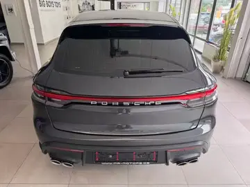 Porsche Macan S ACC 14-way Sound-Package Plus