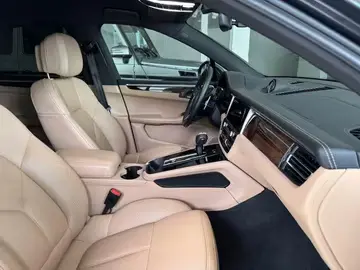 Porsche Macan S ACC 14-way Sound-Package Plus