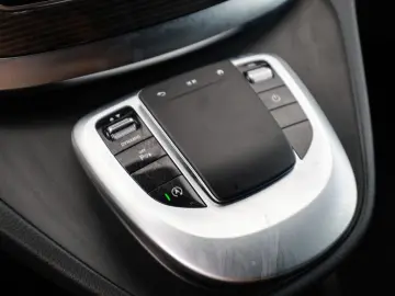 MERCEDES-BENZ V 250 d AVANTGARDE Lang