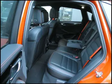 Porsche MACAN 2.0 TIP APPROVED PANO BOSE 360 CHRONO LED